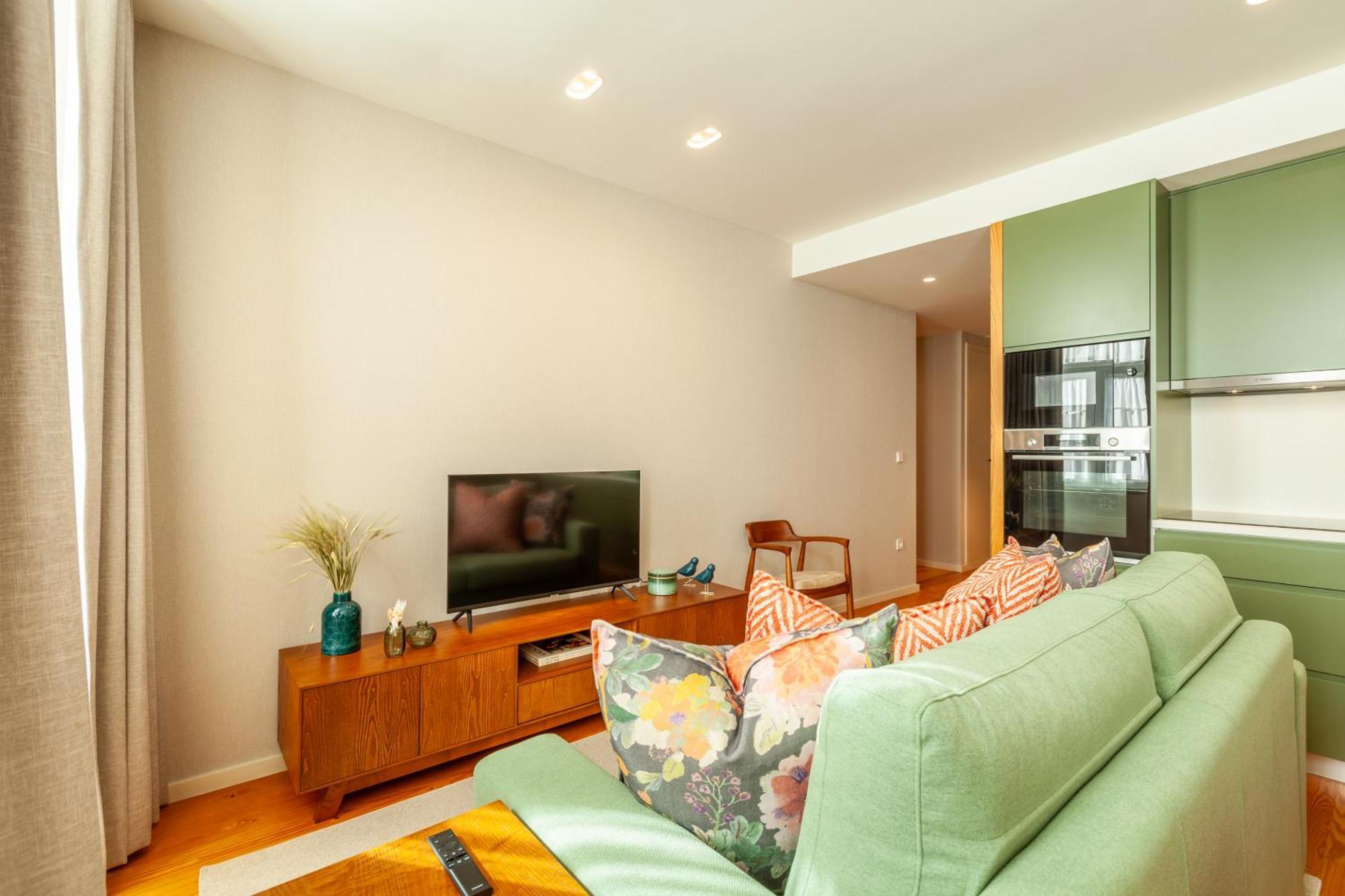 Apartment 162 Sol